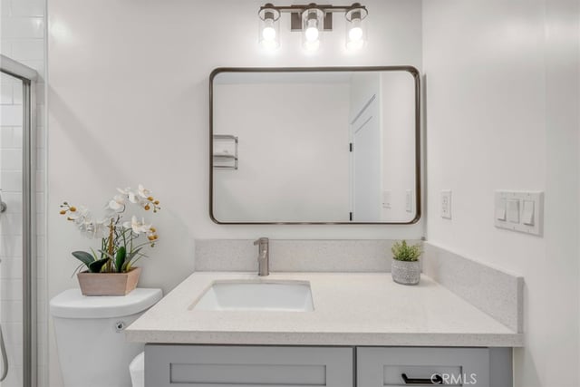 103 N Harvard, Los Angeles, CA 90004 — photo 40 of 69
