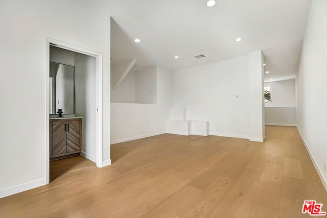 3761 Glenridge Drive, Sherman Oaks, CA 91423 — photo 29 of 37