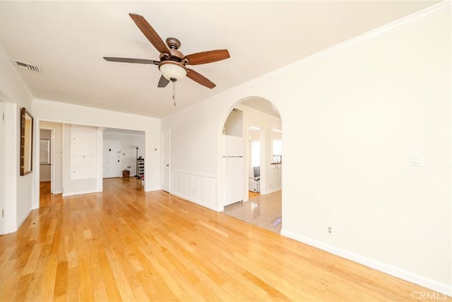 1554 Raymond Avenue, Glendale, CA 91201 — photo 10 of 35