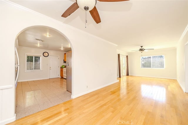 1554 Raymond Avenue, Glendale, CA 91201 — photo 11 of 35