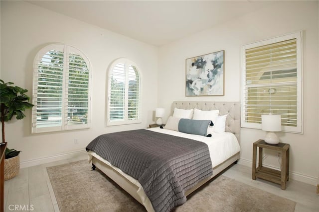20523 Stella Place, Saugus, CA 91350 — photo 12 of 40