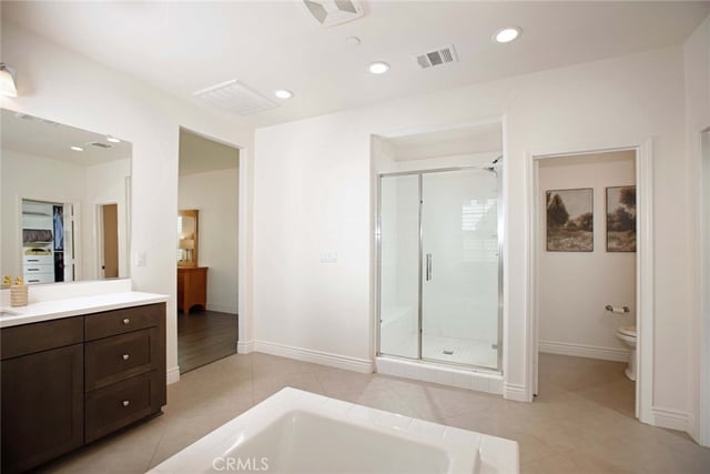 20523 Stella Place, Saugus, CA 91350 — photo 17 of 40