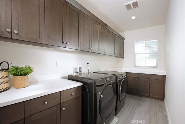 20523 Stella Place, Saugus, CA 91350 — photo 19 of 40