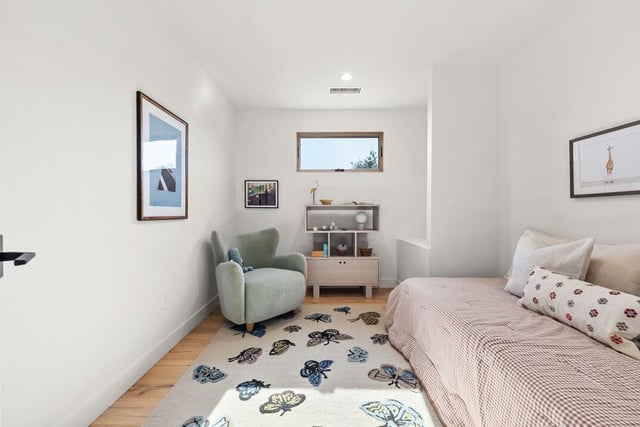 3452 Moore Street, Los Angeles, CA 90066 — photo 25 of 32