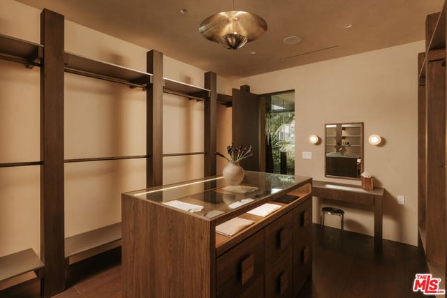 3710 Goodland Avenue, Studio City, CA 91604 — photo 28 of 46