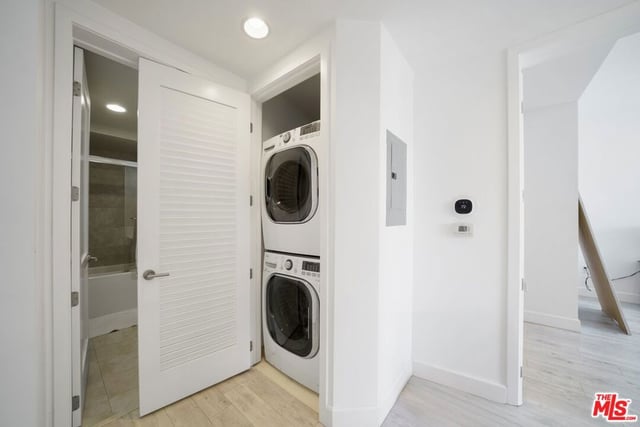 118 S Kenwood Street 105, Glendale, CA 91205 — photo 17 of 24