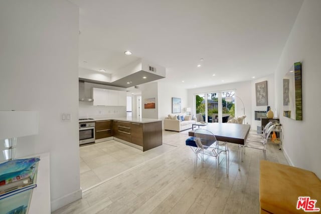 118 S Kenwood Street 105, Glendale, CA 91205 — photo 6 of 24