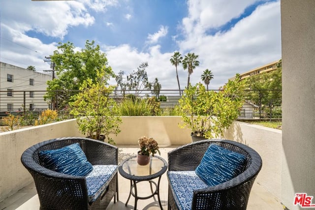 118 S Kenwood Street 105, Glendale, CA 91205 — photo 7 of 24