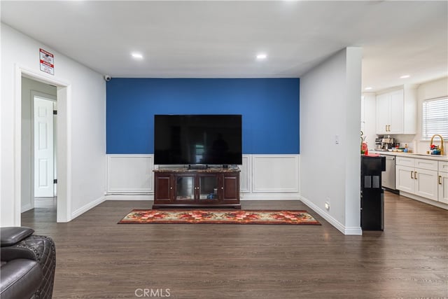 9440 Brookpark Rd, Downey, CA 90240 — photo 3 of 20