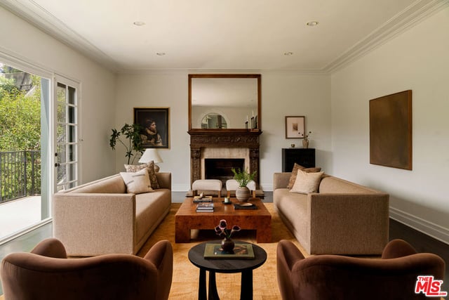 2293 Bronson Hill Drive, Los Angeles, CA 90068 — photo 2 of 32