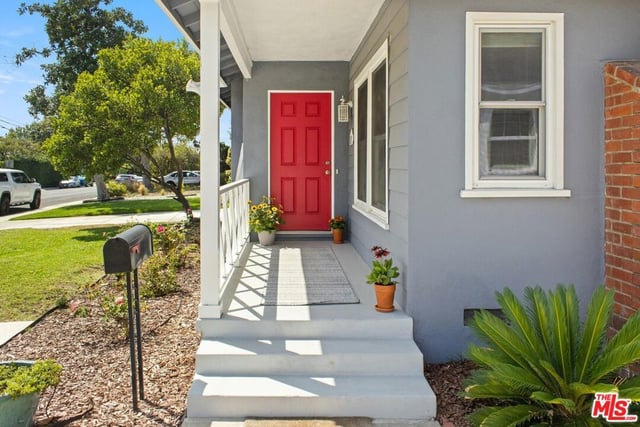 6531 W 77th Street, Los Angeles, CA 90045 — photo 3 of 35