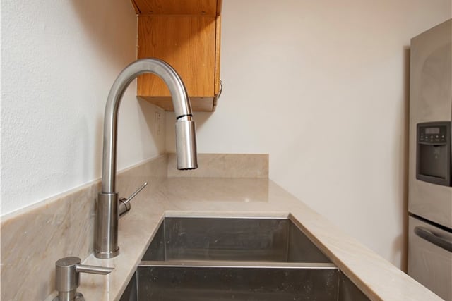 18620 Hatteras St 249, Tarzana, CA 91356 — photo 13 of 58