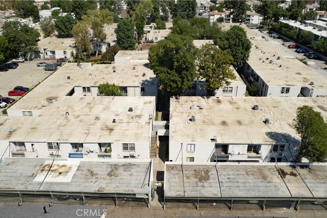 18620 Hatteras St 249, Tarzana, CA 91356 — photo 54 of 58