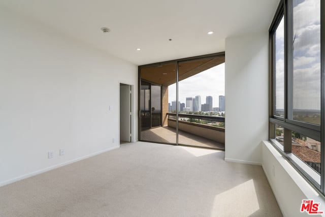 10430 Wilshire Boulevard 606, Los Angeles, CA 90024 — photo 25 of 43