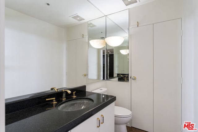 10430 Wilshire Boulevard 606, Los Angeles, CA 90024 — photo 30 of 43