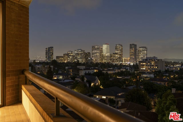 10430 Wilshire Boulevard 606, Los Angeles, CA 90024 — photo 31 of 43