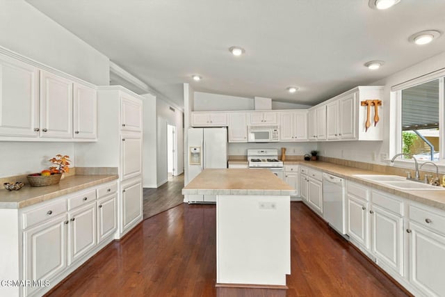 195 Tierra Rejada Road 127, Simi Valley, CA 93065 — photo 20 of 43