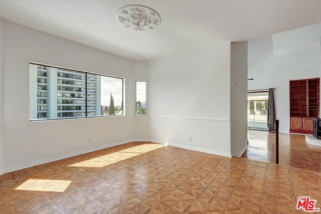 1140 Alta Loma Road 303, West Hollywood, CA 90069 — photo 13 of 57