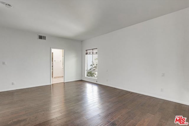 1140 Alta Loma Road 303, West Hollywood, CA 90069 — photo 25 of 57