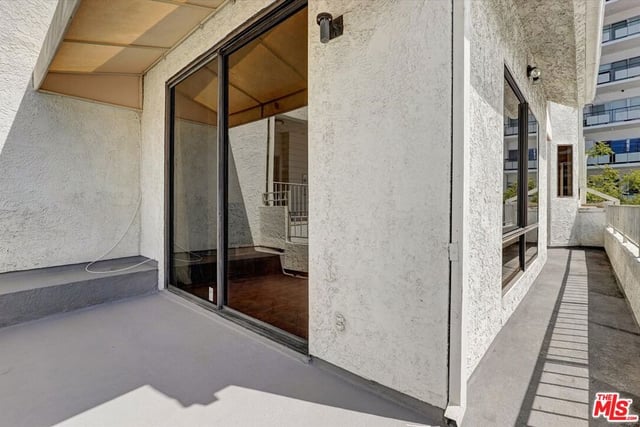 1140 Alta Loma Road 303, West Hollywood, CA 90069 — photo 38 of 57