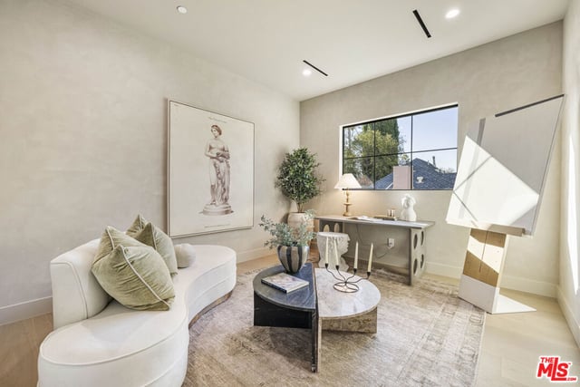 14273 Greenleaf Street, Los Angeles, CA 91423 — photo 38 of 71