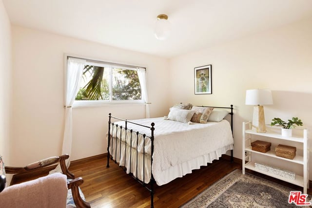 4252 Fair Avenue 10, Los Angeles, CA 91602 — photo 32 of 48