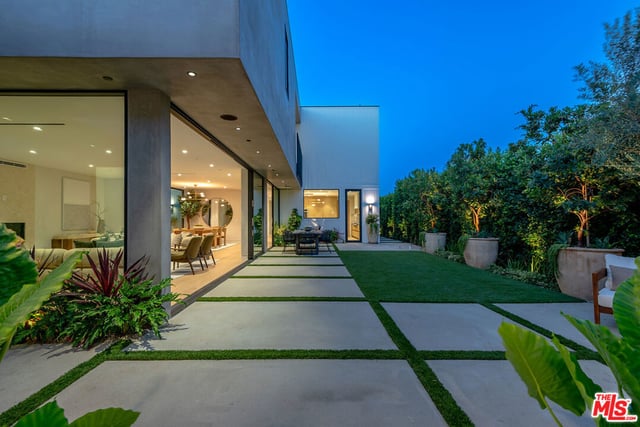 2031 Glyndon Avenue, Venice, CA 90291 — photo 5 of 58