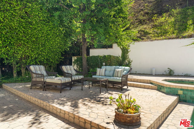 1481 Bienveneda Avenue, Pacific Palisades, CA 90272 — photo 29 of 70