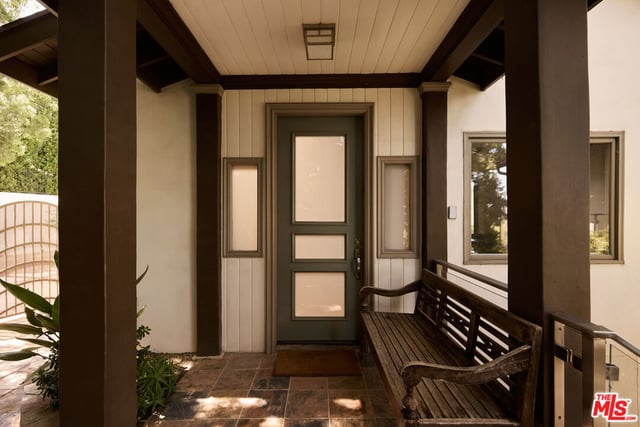 1018 N Tigertail Road, Los Angeles, CA 90049 — photo 3 of 25