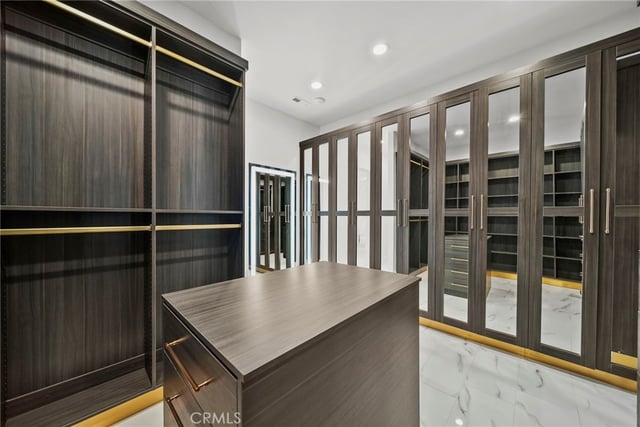 23129 Burbank Boulevard, Woodland Hills, CA 91367 — photo 34 of 63