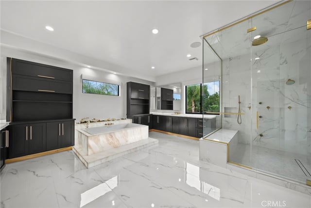 23129 Burbank Boulevard, Woodland Hills, CA 91367 — photo 40 of 63
