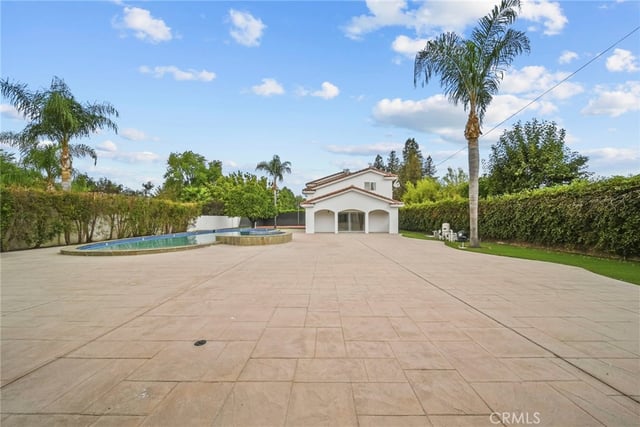 23129 Burbank Boulevard, Woodland Hills, CA 91367 — photo 47 of 63