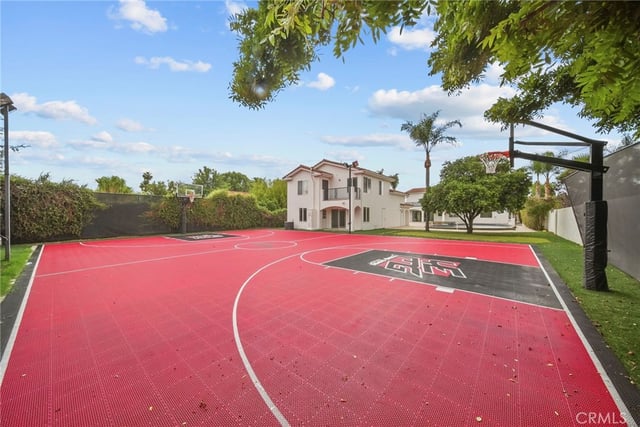 23129 Burbank Boulevard, Woodland Hills, CA 91367 — photo 49 of 63