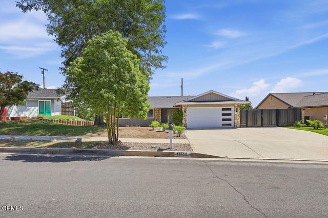 13856 Lyle Street, Sylmar, CA 91342 — photo 43 of 47