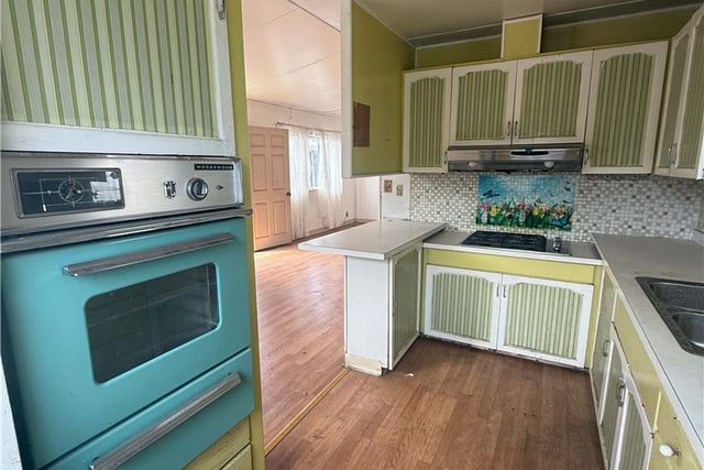 721 Ginger Drive, Long Beach, CA 90805 — photo 10 of 12