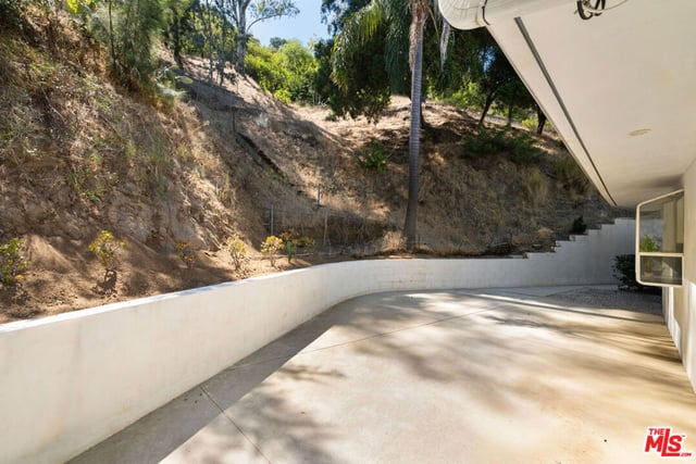 9659 Cedarbrook Drive, Los Angeles, CA 90210 — photo 23 of 26