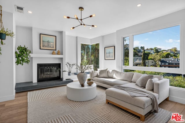 3457 Primera Avenue, Los Angeles, CA 90068 — photo 10 of 51