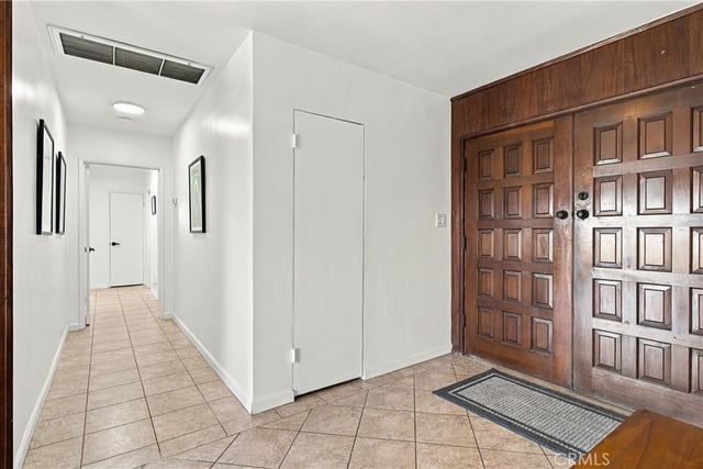 4229 Don Diablo, Los Angeles, CA 90008 — photo 17 of 34