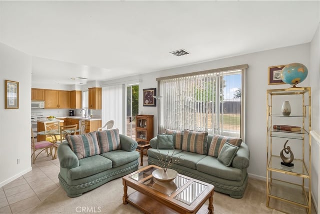 8200 Crebs, Reseda, CA 91335 — photo 10 of 30