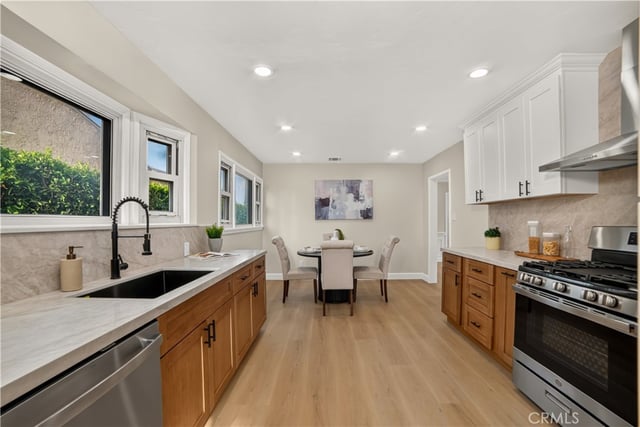 8713 S 7th Avenue, Inglewood, CA 90305 — photo 28 of 59