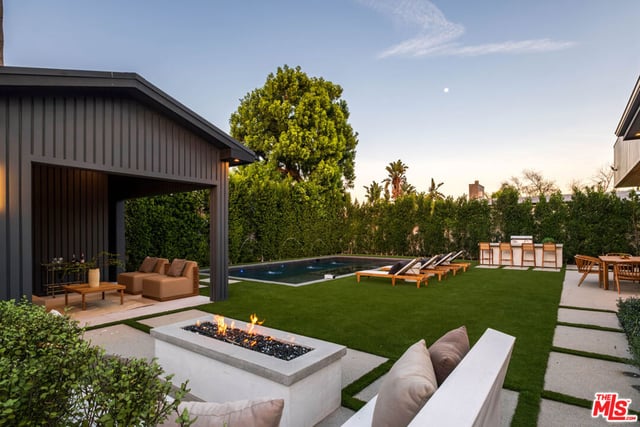 15473 La Maida Street, Sherman Oaks, CA 91403 — photo 4 of 57