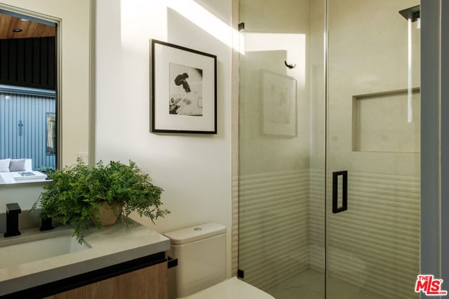 15473 La Maida Street, Sherman Oaks, CA 91403 — photo 43 of 57