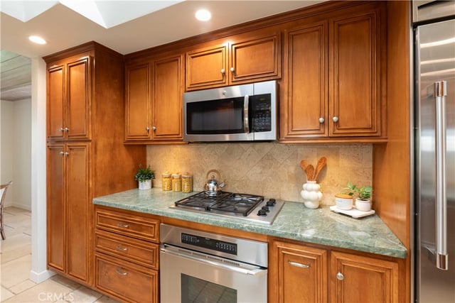 6261 Majorca Circle, Long Beach, CA 90803 — photo 13 of 51