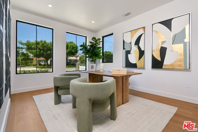 112 S Valley Street, Toluca Lake, CA 91505 — photo 21 of 60