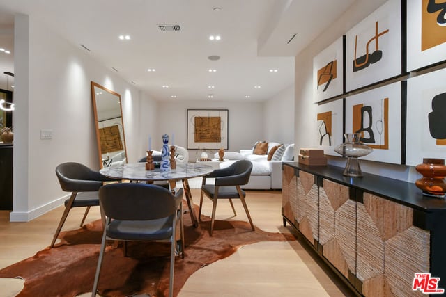 112 S Valley Street, Toluca Lake, CA 91505 — photo 40 of 60