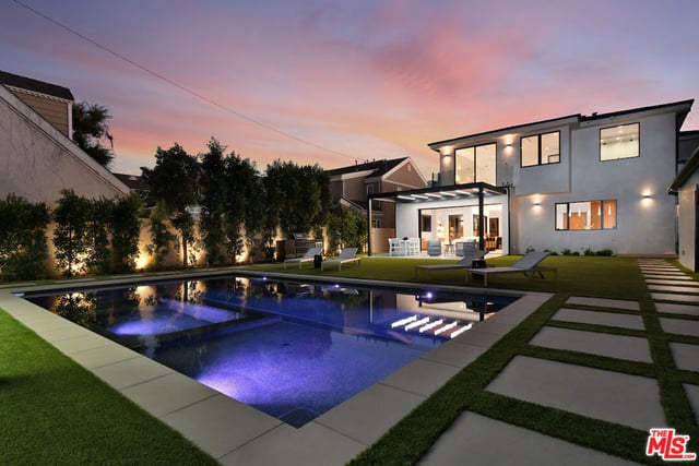 112 S Valley Street, Toluca Lake, CA 91505 — photo 56 of 60
