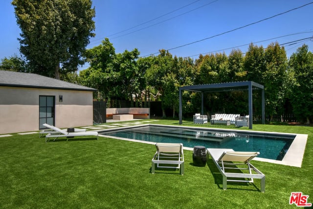112 S Valley Street, Toluca Lake, CA 91505 — photo 57 of 60