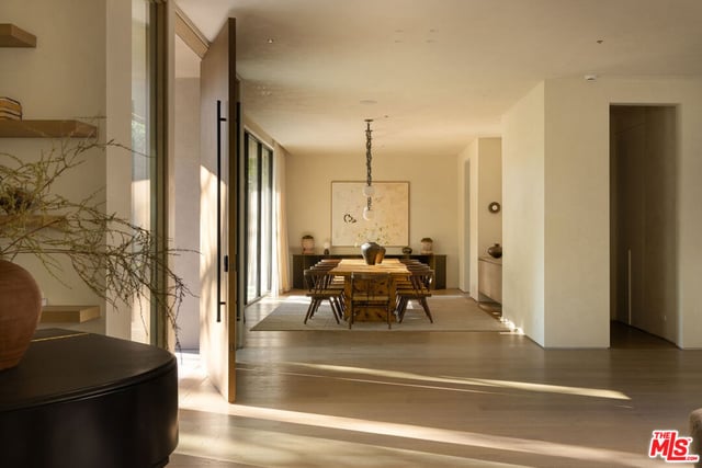 510 N Alpine Drive, Beverly Hills, CA 90210 — photo 3 of 33