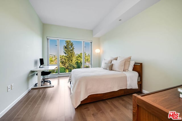 10727 Wilshire Boulevard 502, Los Angeles, CA 90024 — photo 19 of 31