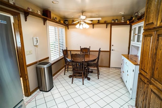 25628 Alicante, Valencia, CA 91355 — photo 9 of 22
